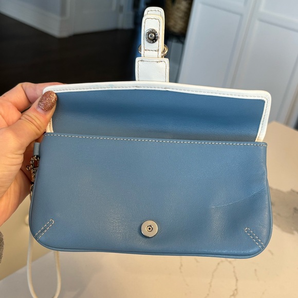 Coach Blue and White Leather Wristlet Mini Bag - Picture 4 of 5